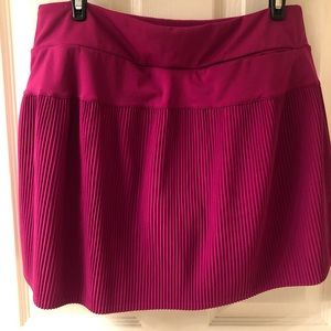 Women’s  Nike 🎾 tennis skirt.